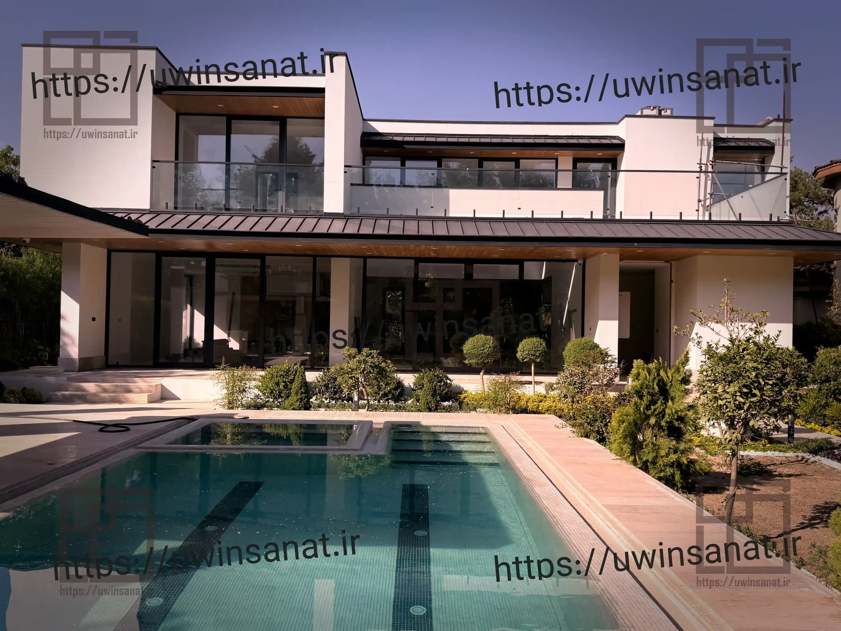 اجرای-نمای-کرتین-وال-و-سقف-اسکای-لایت-پروژه-ویلایی-لادن-62